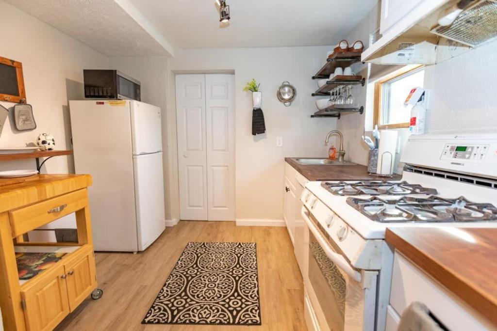 Cozy & Comfy Cottage In The City - W Parking Pittsburgh Bagian luar foto