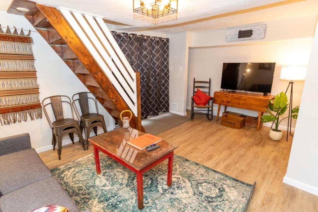 Cozy & Comfy Cottage In The City - W Parking Pittsburgh Bagian luar foto