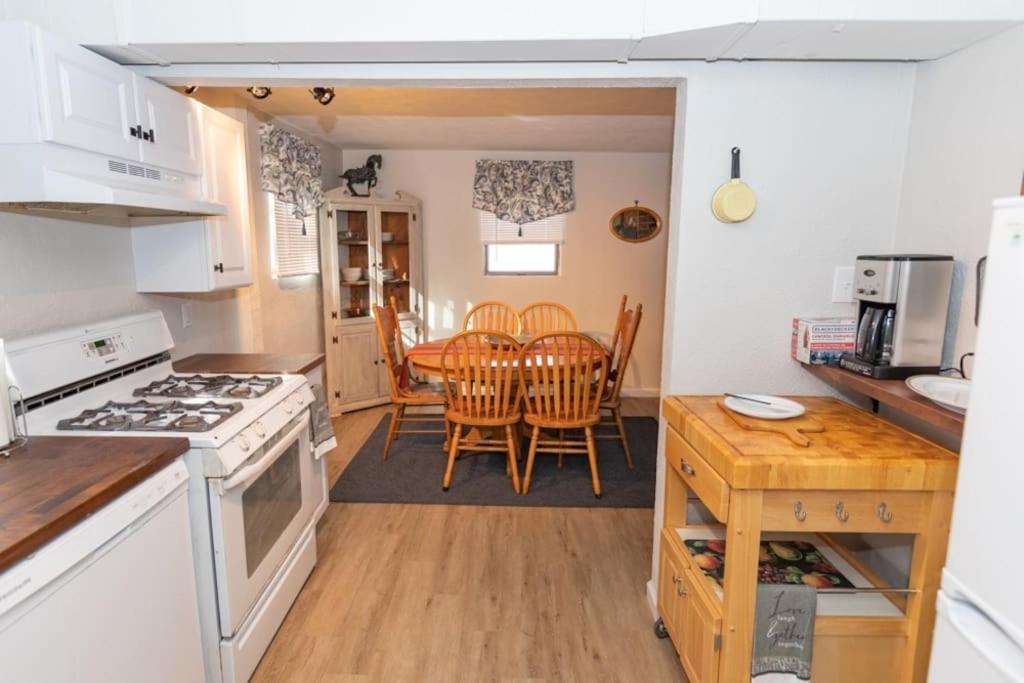 Cozy & Comfy Cottage In The City - W Parking Pittsburgh Bagian luar foto
