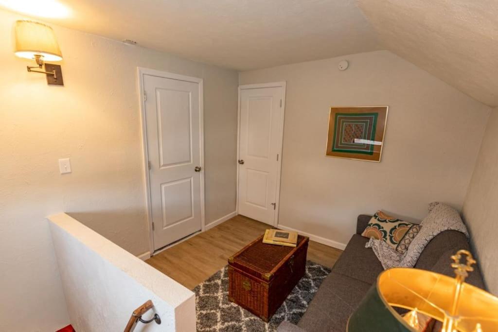 Cozy & Comfy Cottage In The City - W Parking Pittsburgh Bagian luar foto